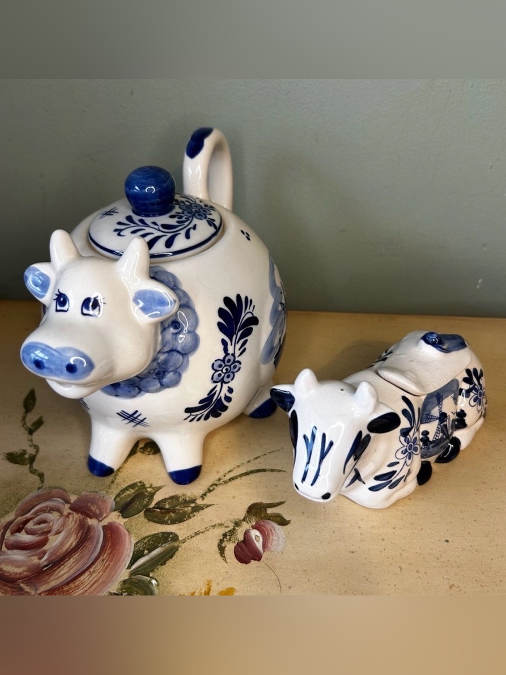 Vintage Delft Blue White Hand Painted Floral COW Tea pot & Windmill Sugar Bowl